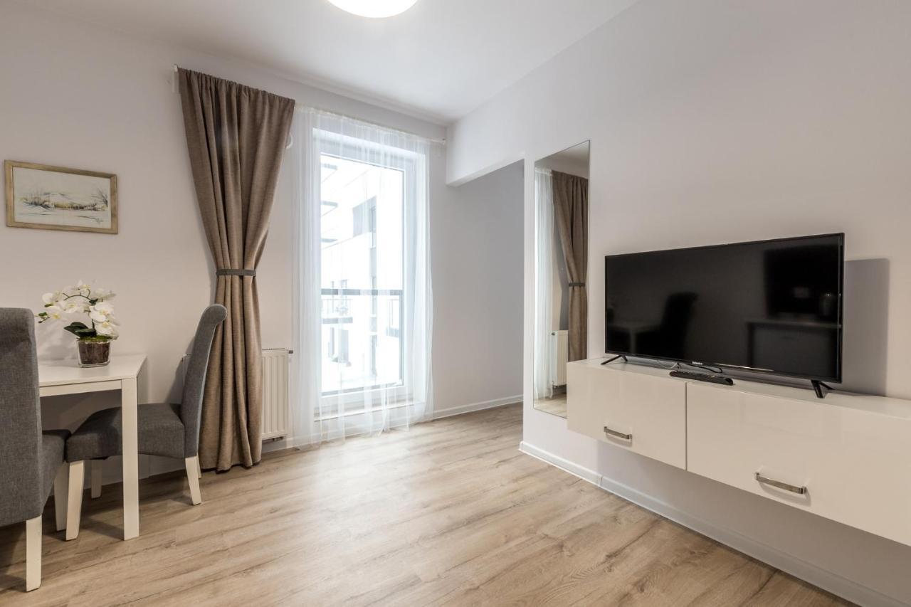 Manu Aparts Manufaktura Apartment Lodź Bagian luar foto